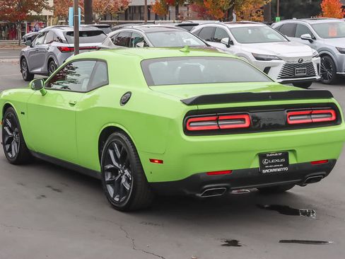 Used 2023 Dodge Challenger R/T w/ Blacktop Package image 2