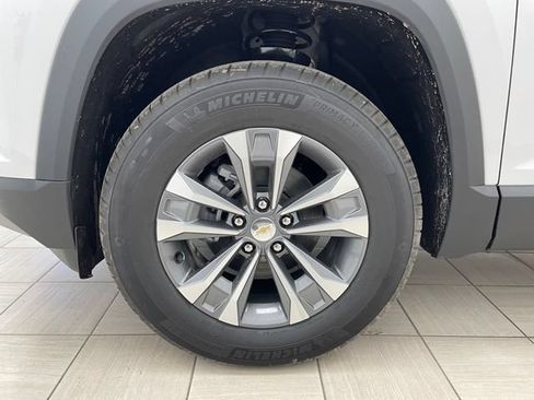 New 2026 Chevrolet Equinox LT w/ Safety and Technology Package AWD/4WD image 7