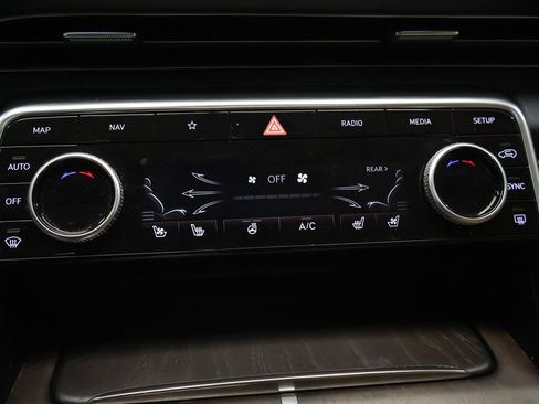 Used 2021 Genesis GV80 3.5T Advanced + AWD/4WD image 25