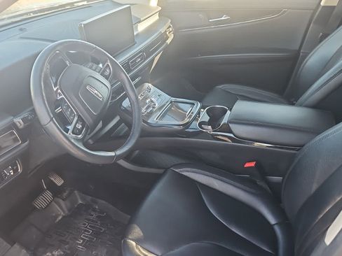 Used 2023 Lincoln Nautilus AWD w/ Premium Package image 14