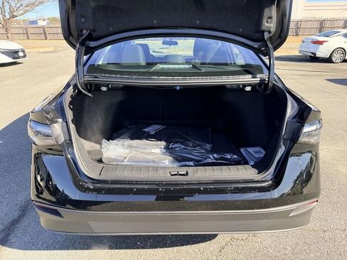 New 2026 Nissan Sentra SV w/ Floor Mat Package FWD image 12