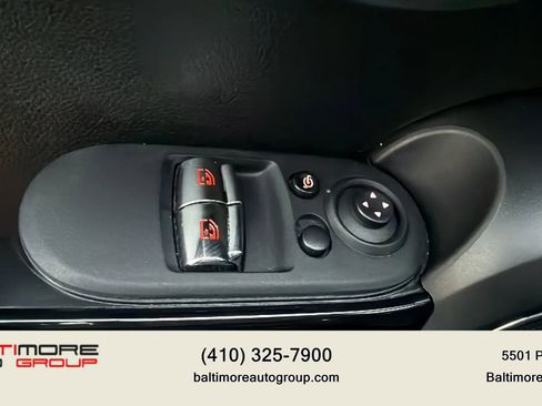 Used 2019 MINI Cooper S image 36