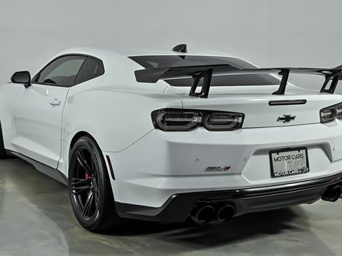 Used 2020 Chevrolet Camaro ZL1 RWD image 8