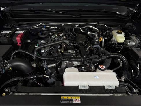 Used 2026 Toyota Tacoma SR image 13