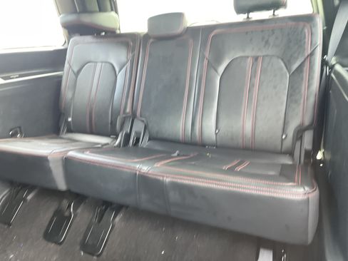 Used 2023 Ford Expedition Limited RWD image 41