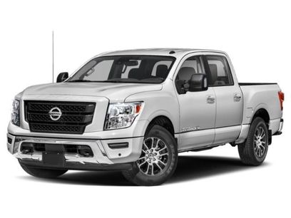 Used 2021 Nissan Titan SV w/ SV Convenience Package