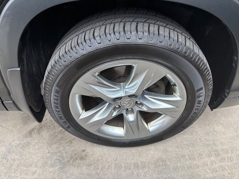 Used 2014 Toyota Highlander Limited image 50