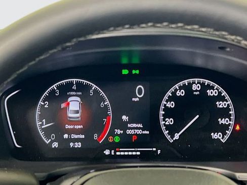 Used 2024 Honda Civic Sport image 11