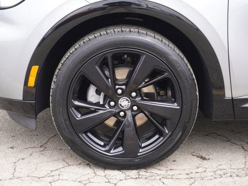 Used 2023 Buick Envision Essence w/ Sport Touring Package image 10