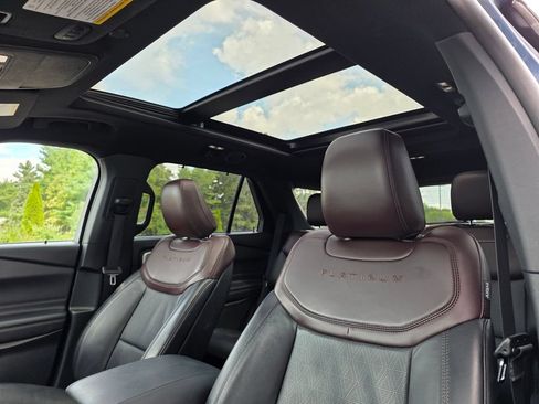 Used 2020 Ford Explorer Platinum AWD/4WD image 15