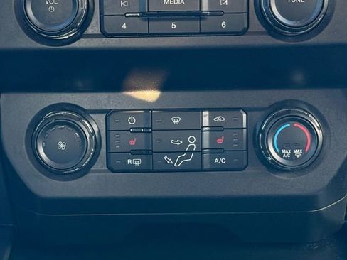 Used 2021 Ford F250 XLT w/ Tremor Off-Road Package image 4