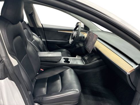 Certified 2021 Tesla Model 3 Standard Range Plus RWD image 13