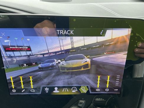 New 2025 Chevrolet Corvette E-Ray image 22