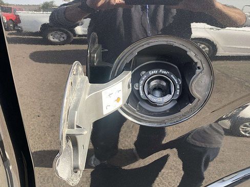 Used 2013 Ford F150 Lariat w/ Mid Equipment Group image 16