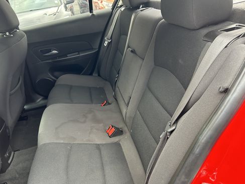 Used 2016 Chevrolet Cruze LT FWD image 13