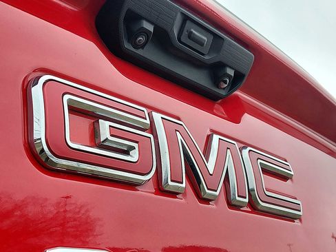 Used 2023 GMC Sierra 1500 Pro w/ Graphite Edition image 28