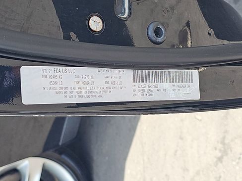Used 2016 Dodge Challenger R/T RWD image 37