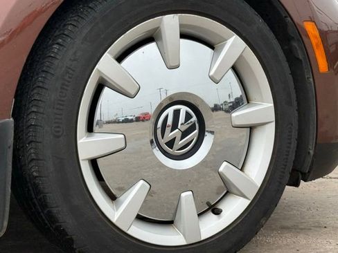 Used 2017 Volkswagen Beetle 1.8T SEL FWD image 12
