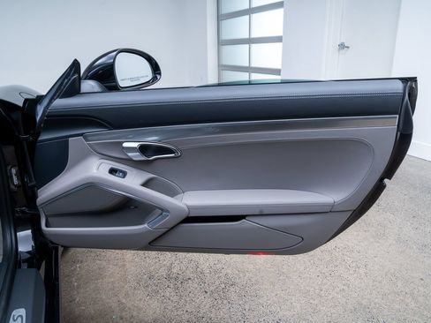 Used 2013 Porsche 911 Carrera S RWD image 19