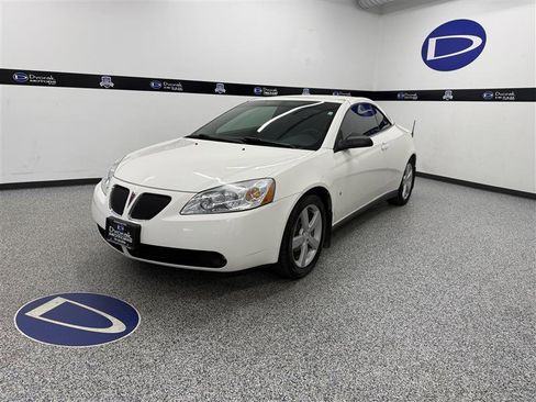 Used 2007 Pontiac G6 GT w/ Premium Package FWD image 1