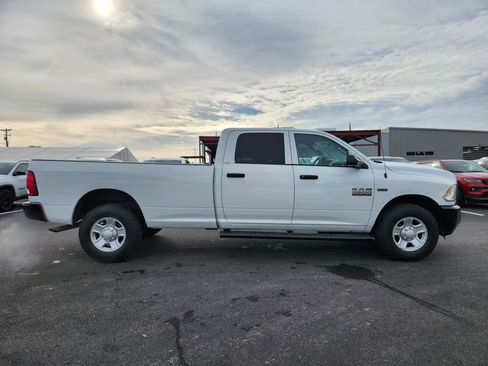 Used 2017 RAM 3500 Tradesman image 16