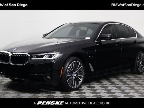 Used 2023 BMW 530e xDrive w/ Premium Package image 1