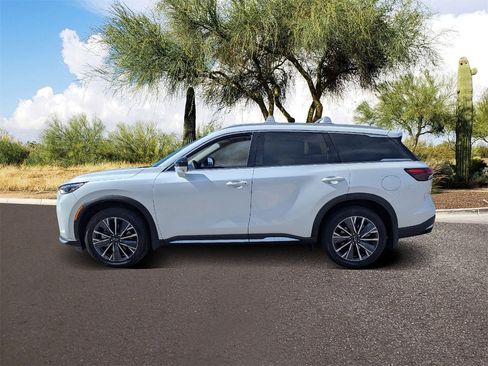 Certified 2026 INFINITI QX60 Luxe w/ Cargo Package image 2