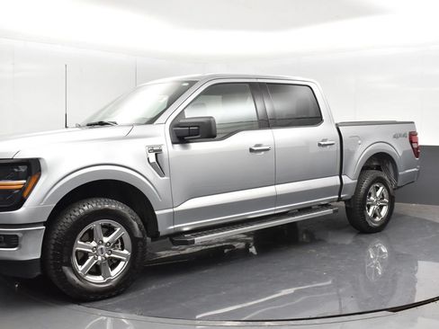 Used 2025 Ford F150 XLT w/ Equipment Group 301A Standard AWD/4WD image 14