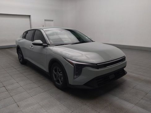 Used 2025 Kia K4 FWD image 13
