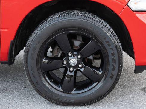 Used 2022 RAM 1500 Express w/ Wheel & Sound Group image 12