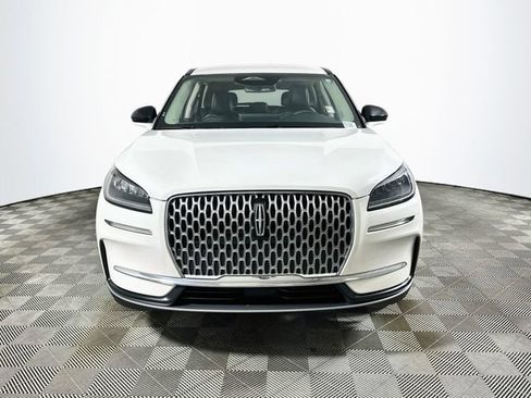 Used 2023 Lincoln Corsair FWD w/ Rear Removable Package Tray image 8