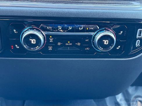 Used 2025 GMC Sierra 1500 Elevation image 20