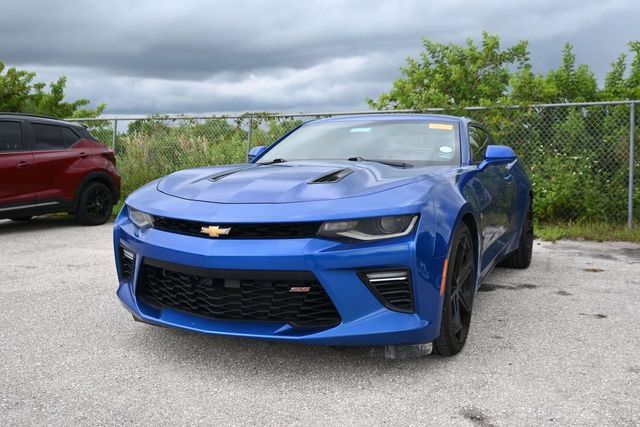 Used 2016 Chevrolet Camaro SS RWD image 4