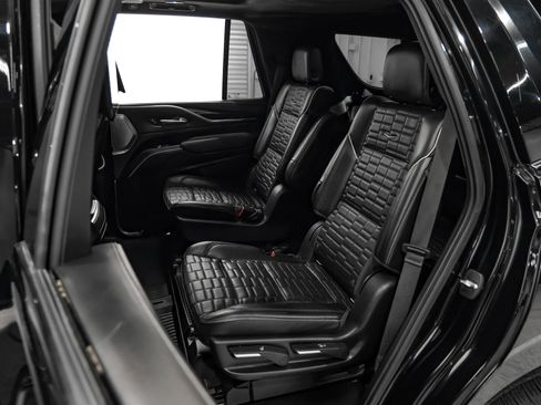 Used 2021 Cadillac Escalade Sport Platinum AWD/4WD image 37