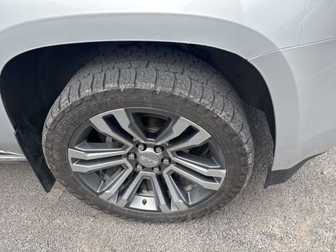 Used 2020 GMC Yukon Denali w/ Denali Ultimate Package image 9