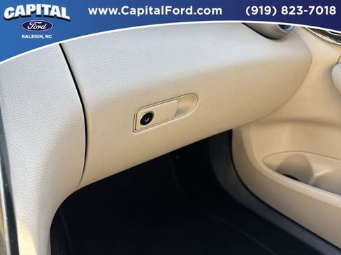 Used 2017 Mercedes-Benz C 300 Sedan image 28