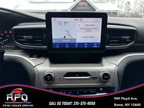 Used 2021 Ford Explorer XLT w/ Equipment Group 202A image 23