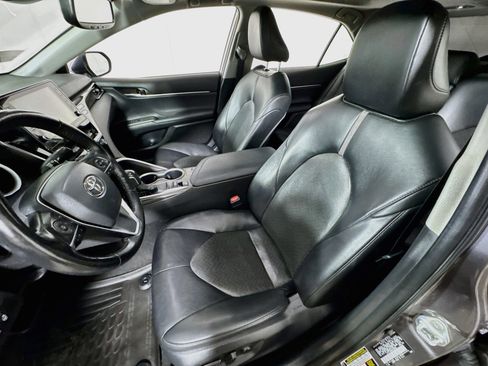 Used 2022 Toyota Camry XLE AWD/4WD image 14