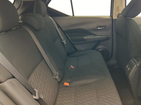 Used 2021 Nissan Kicks SV FWD image 19