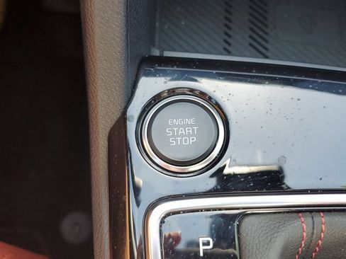 Certified 2023 Kia Sportage SX FWD image 28