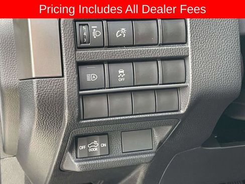 Used 2025 Toyota Tacoma TRD Off-Road AWD/4WD image 19