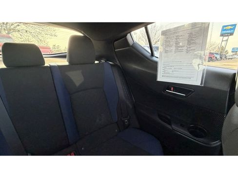 Used 2021 Toyota C-HR XLE image 22