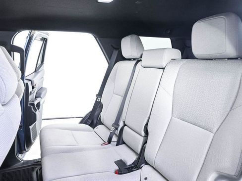 Used 2025 Toyota 4Runner SR5 RWD image 20