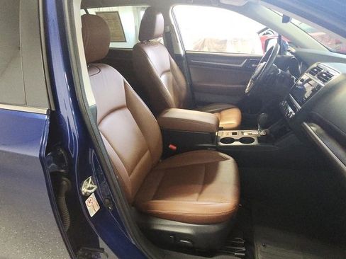 Used 2017 Subaru Outback 3.6R Touring image 25