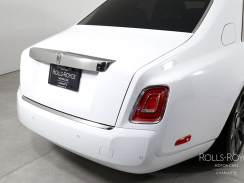 Certified 2023 Rolls-Royce Phantom Sedan w/ The Phantom Package image 46