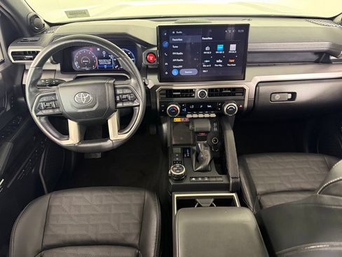Used 2025 Toyota 4Runner TRD Off-Road Premium w/ Tow Technology Package AWD/4WD image 12