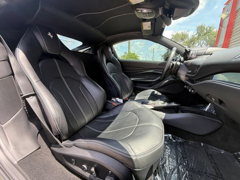 Used 2020 Ferrari F8 Tributo RWD image 35