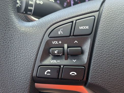 Used 2019 Hyundai Tucson Value FWD image 28