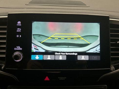 Used 2022 Honda Passport Elite image 16