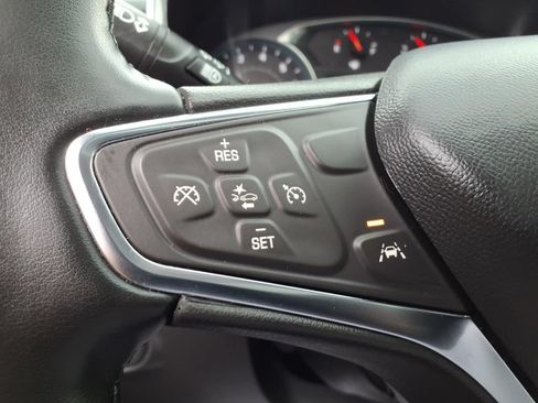 Used 2024 Chevrolet Equinox LT AWD/4WD image 16